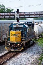 CSX 2804 pulls a local by NS' DeButts Yard 